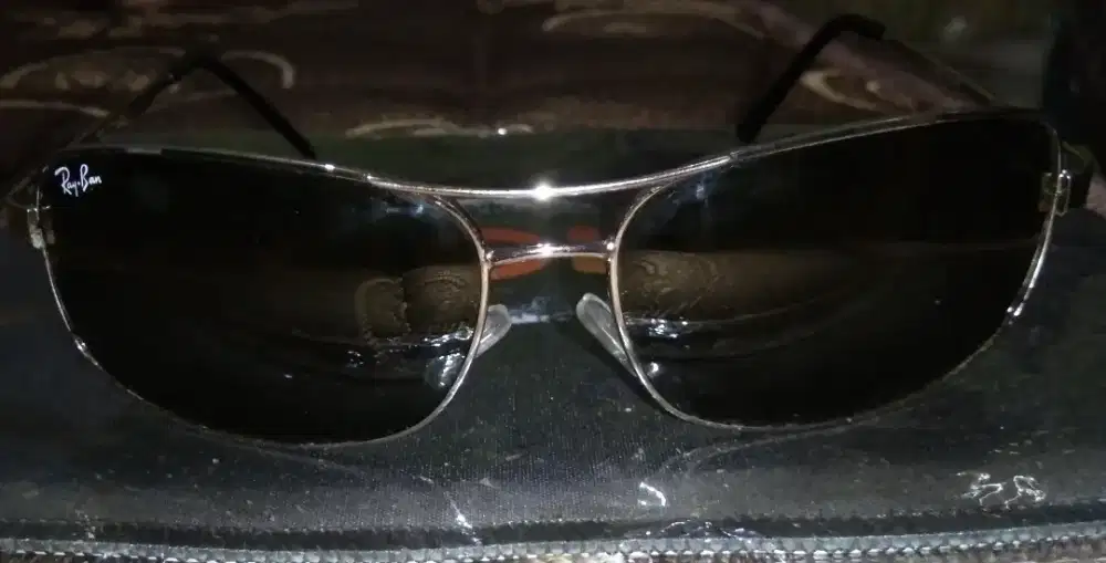 Kacamata Ray-Ban classic