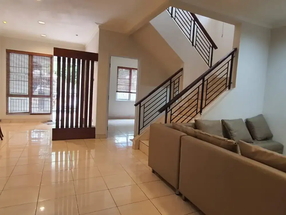 Turun Harga - Rumah di Boulevard Kota Wisata Cibubur
