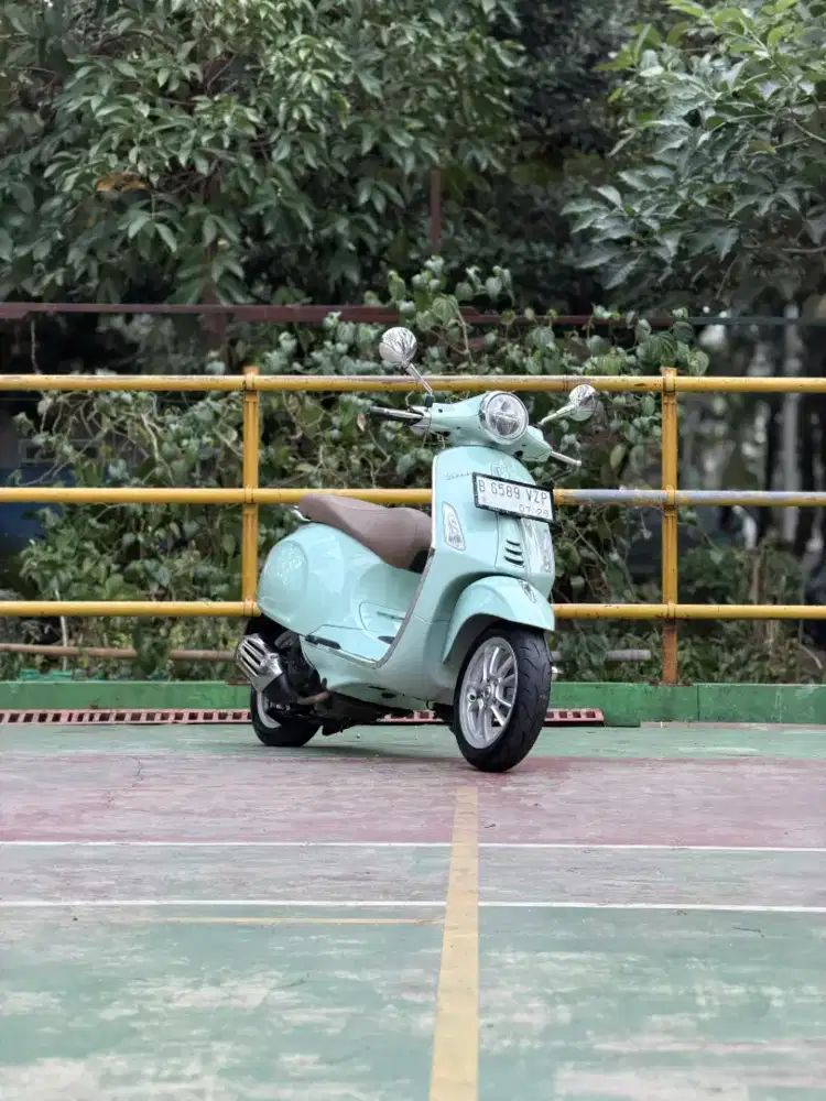 VESPA PRIMAVERA 150 IGET ABS LED TH 2020 PERFECT CONDITION