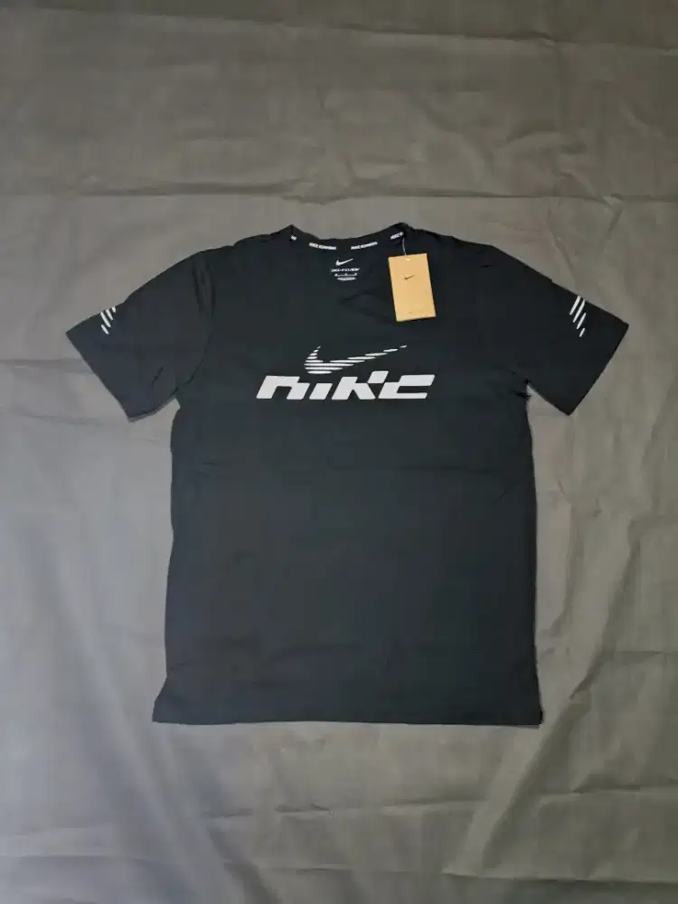 Kaos Running Nike