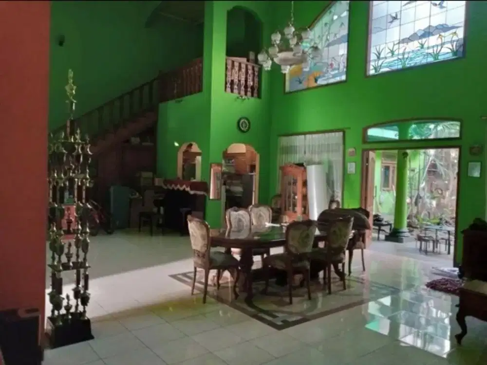 Rumah Dengan Luas 400 M di Cibubur