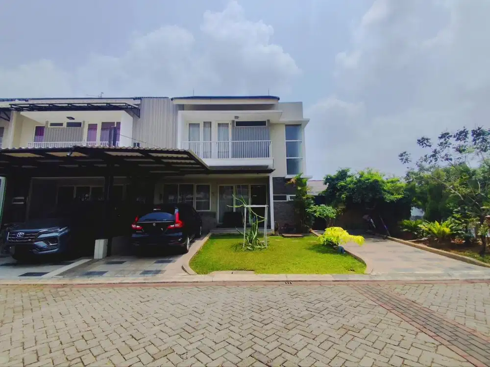DIJUAL CEPAT! Rumah LUAS dengan private pool dalam komplek bekasi