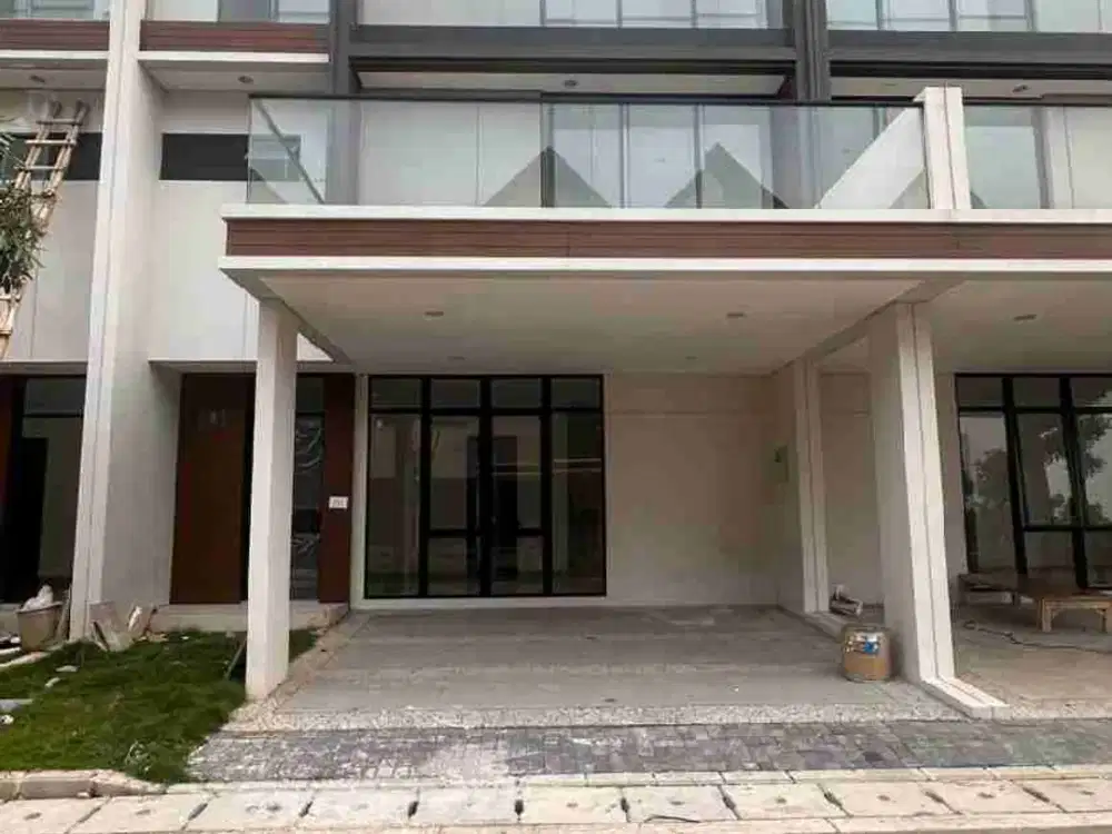 dijual rumah 3 lantai  osaka residence pik 2 brand new