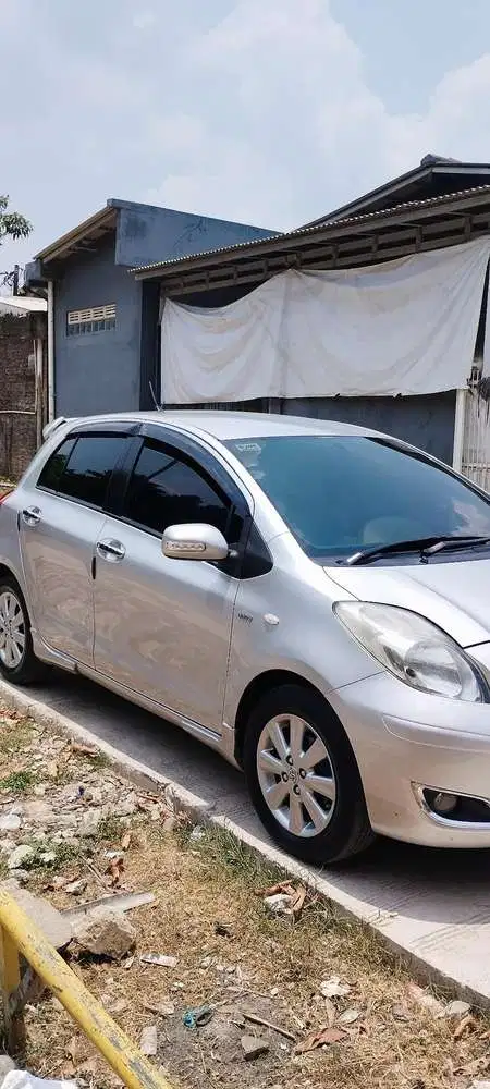 Toyota Yaris 2011 Bensin