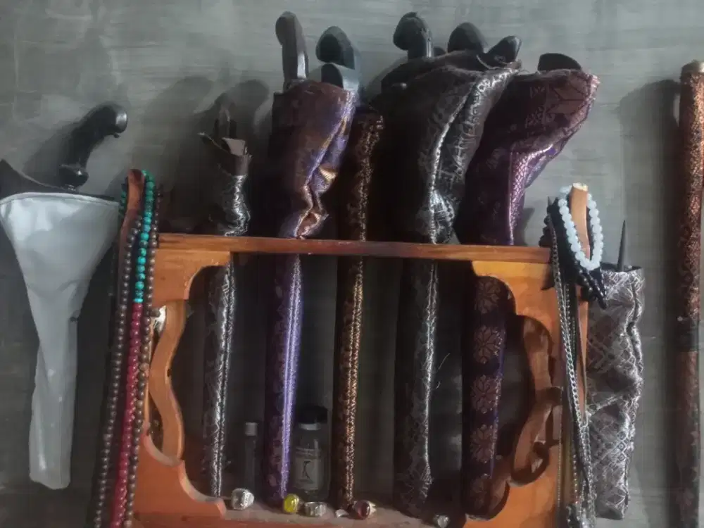 Borongan Alih Tosan Aji Kasepuhan