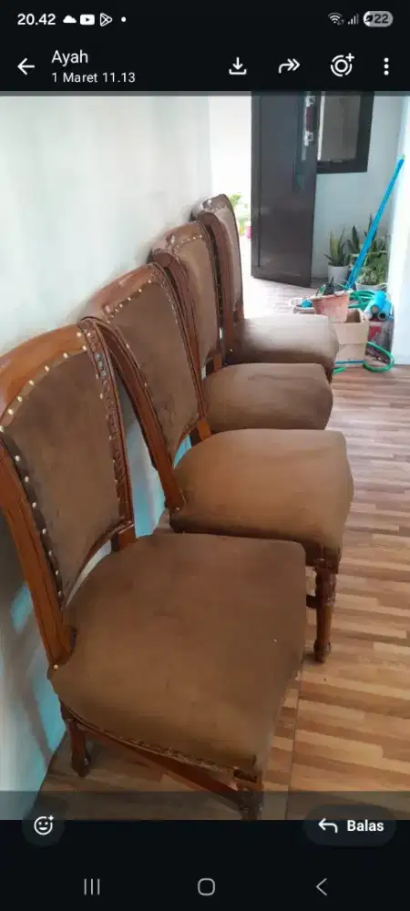 Dijual cepat kursi makan kayu jati nya kondisi serba bagus