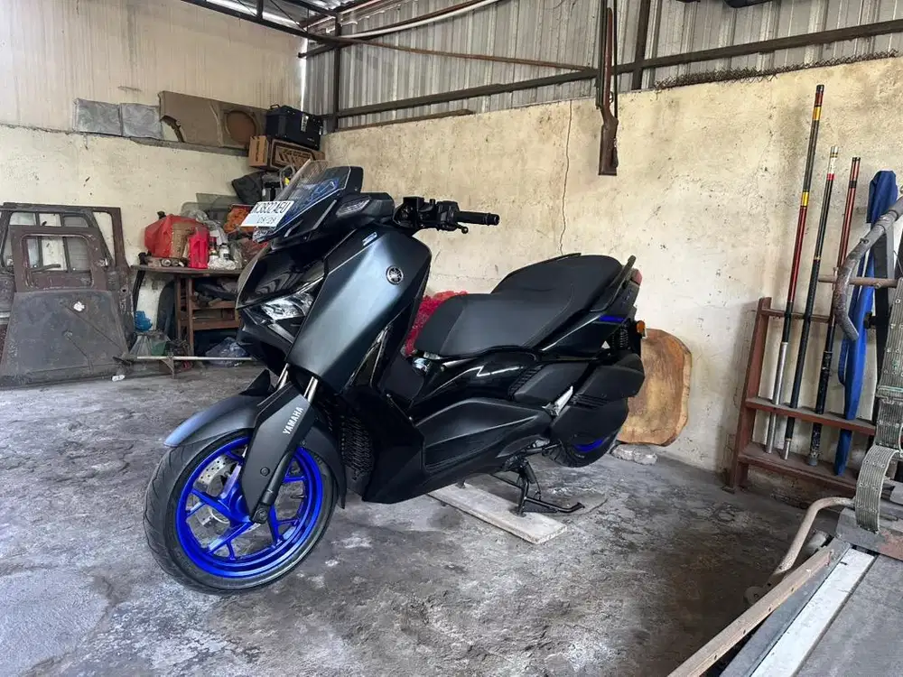 Xmax 2024 hitam original nol spet