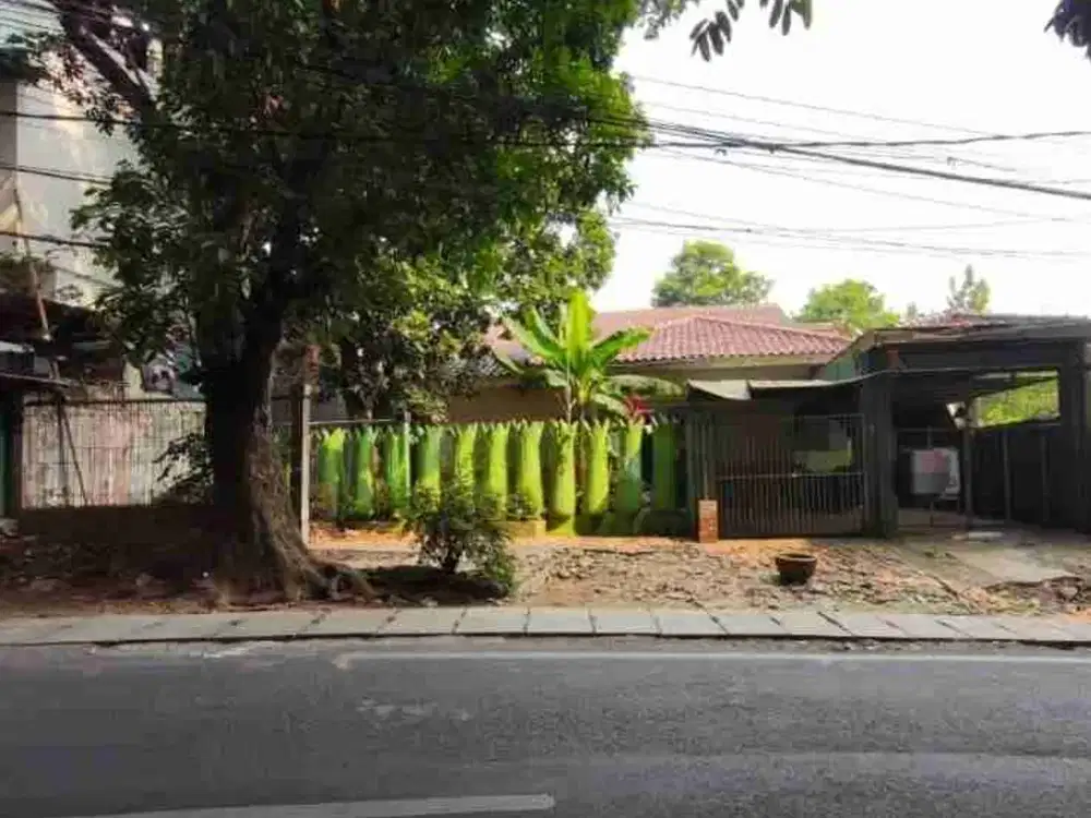 Rumah Jalan Timbul Raya Cipedak Jakarta Selatan