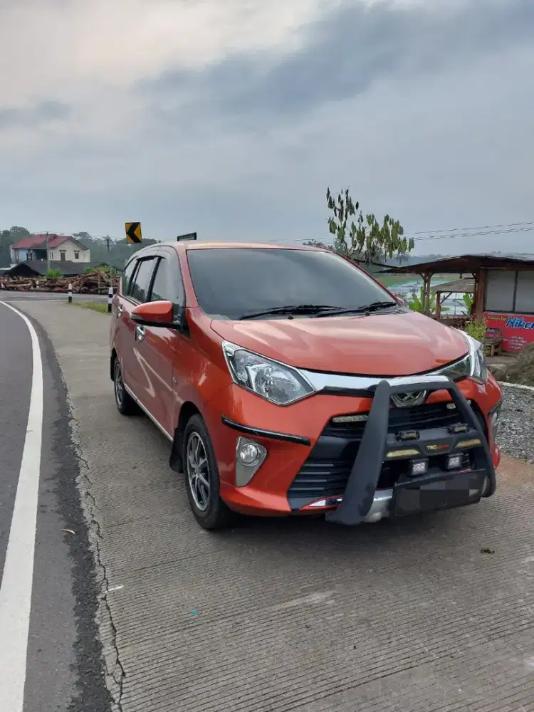 Toyota Calya tipe G otomatis