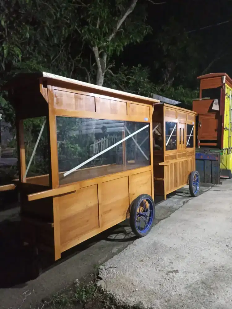 Gerobak Angkringan jg Melayani Pesanan Grobak Bakso Mie Bubur Sate dlL