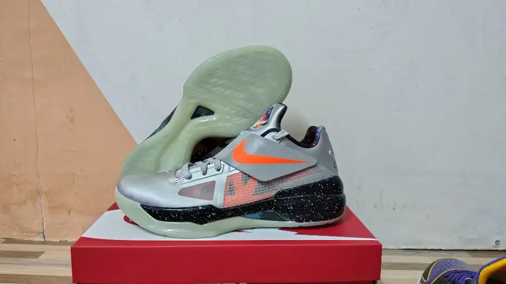 Sepatu basket nike kd 4 galaxy