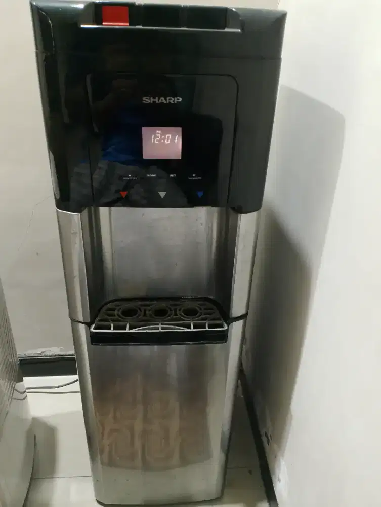 Dispenser sharp display digital