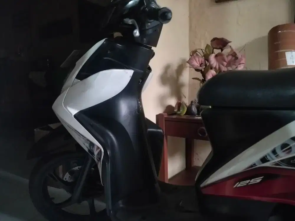 Yamaha Xeon karbu Thn 2011 Rp 4.8 jt