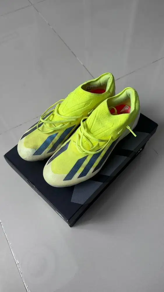 sepatu bola Crazyfast Elite