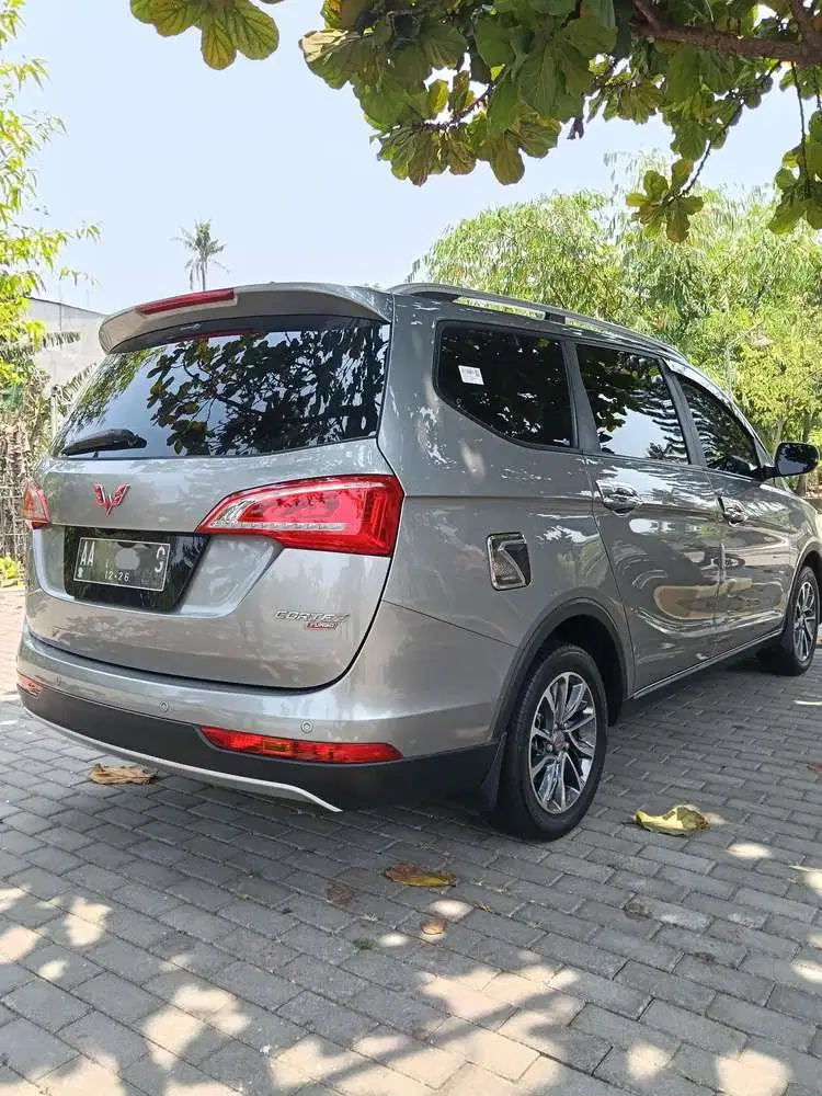 Wuling Cortez 1.5 S T LUX Turbo Captain Seat