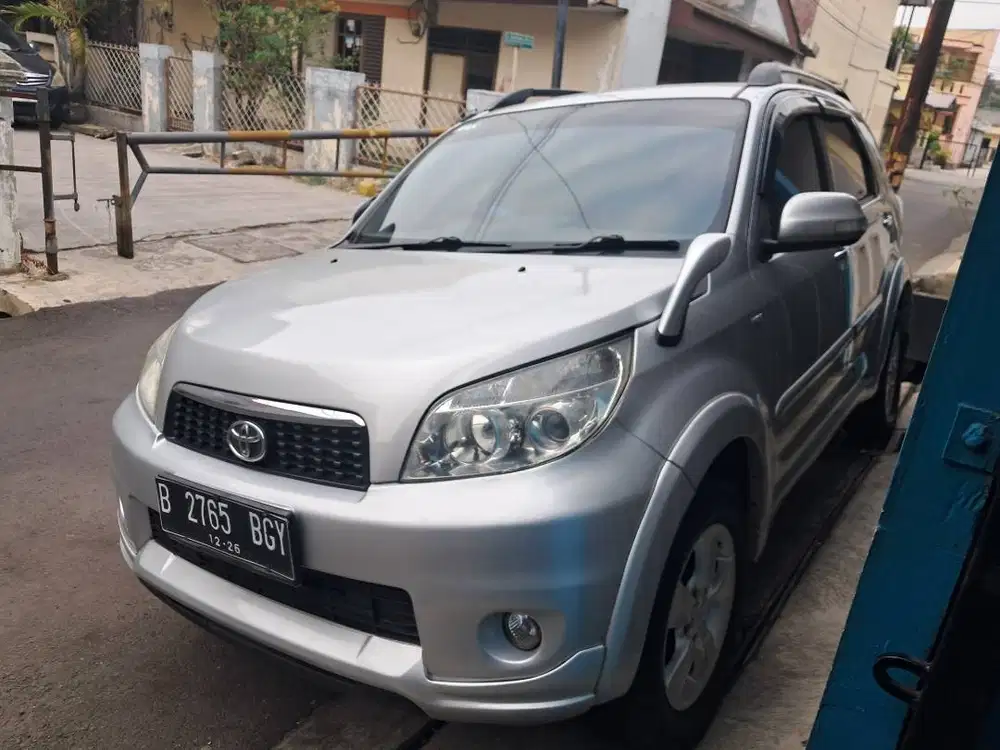 TOYOTA RUSH THN 2013