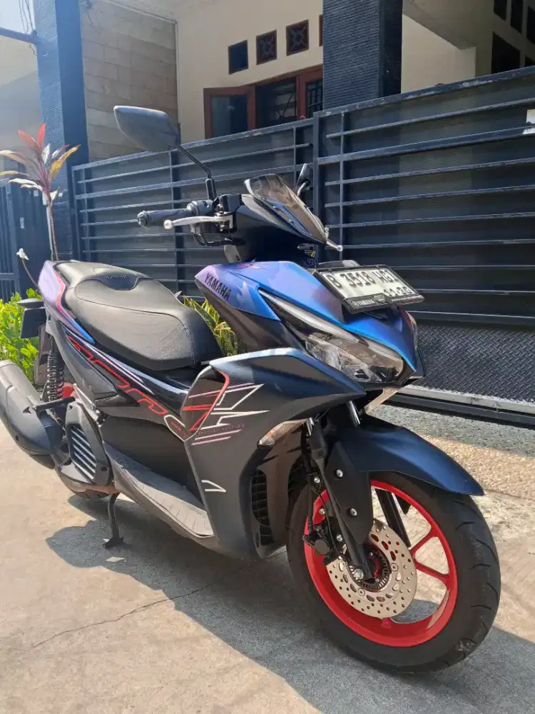 YAMAHA NEW AEROX CYBER CITY 2025