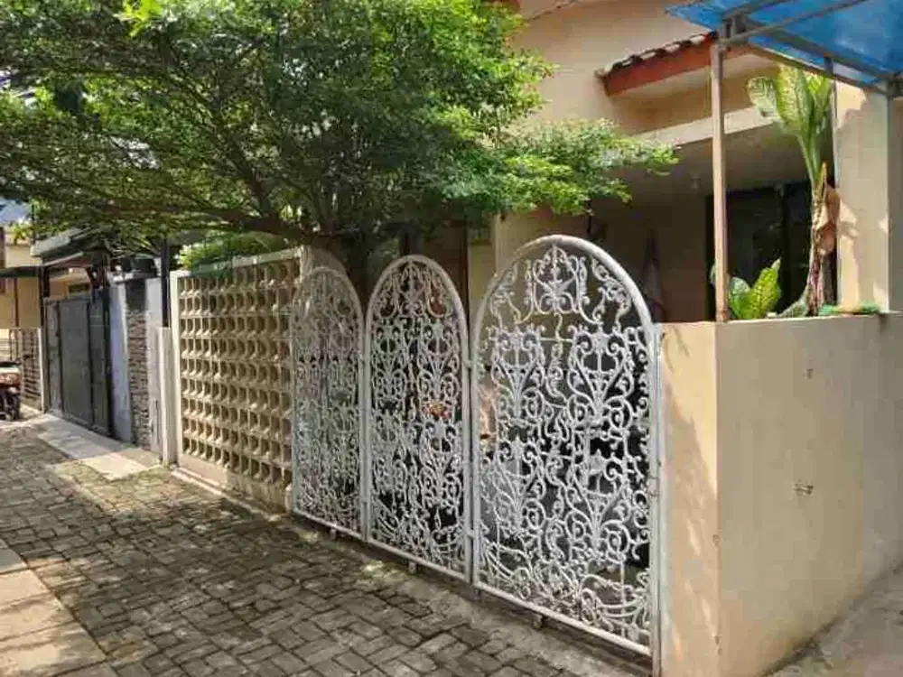 Rumah second rasa baru lokasi strategis dijatiwarna ,bisa KPR dibantu sampai Akad
