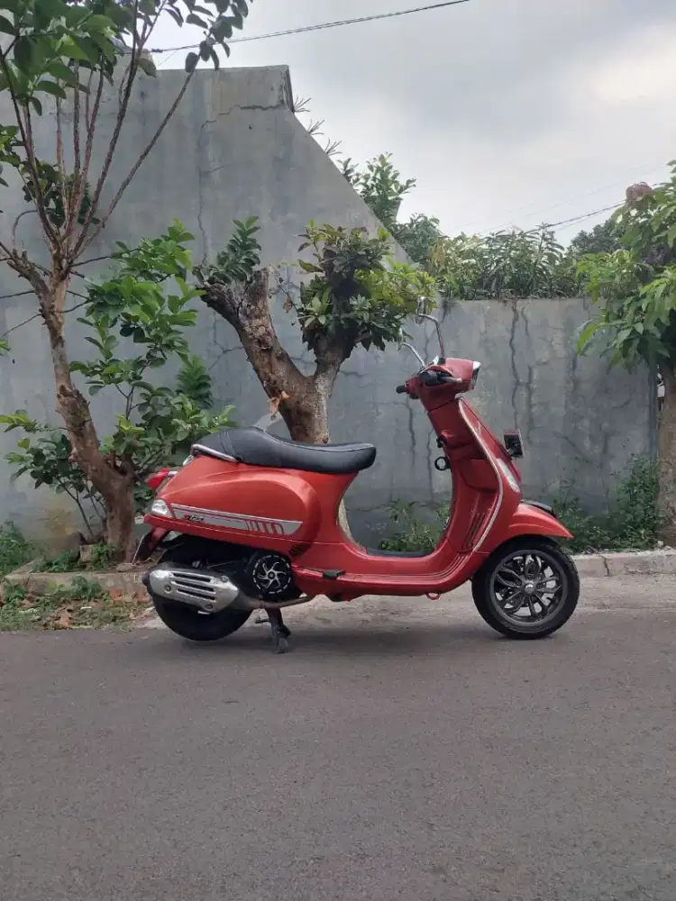 Vespa Matic S125 Iget 2019 Merah Doff