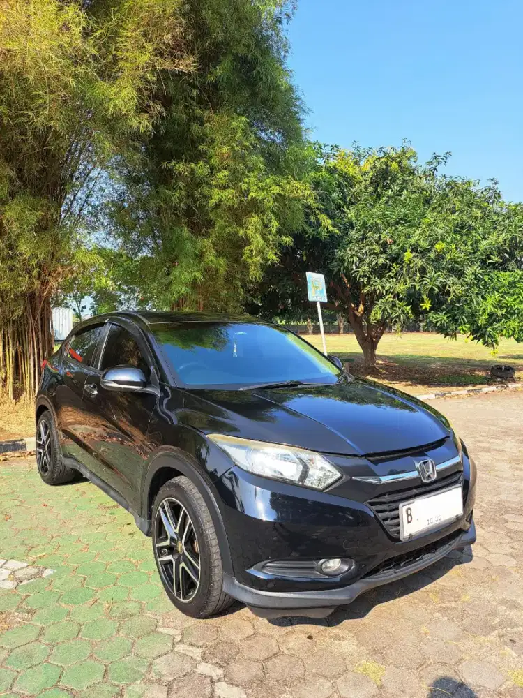 Dijual HRV E CVT 2015 Matic Mesin Responsif