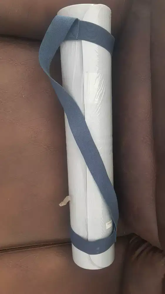 Matras Adidas baru segel ga jadi pakai