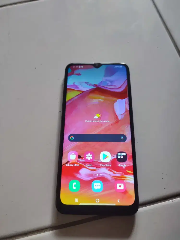 Dijual samsung A70, ram 6/128, batangan