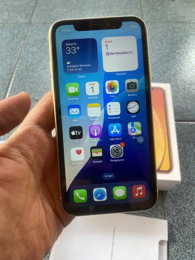 Iphone XR 128gb imei terdaftar fungsi lancar