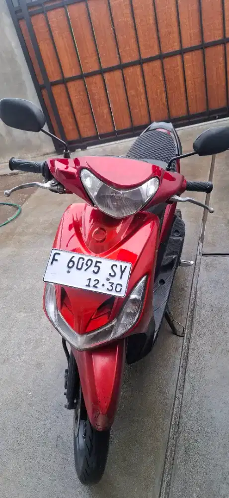 Mio smile 2010 warna merah