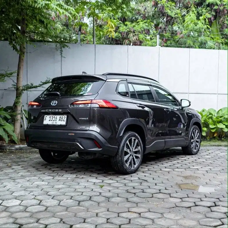 Corolla Cross Hybrid 2021 AT Matic km 50rb