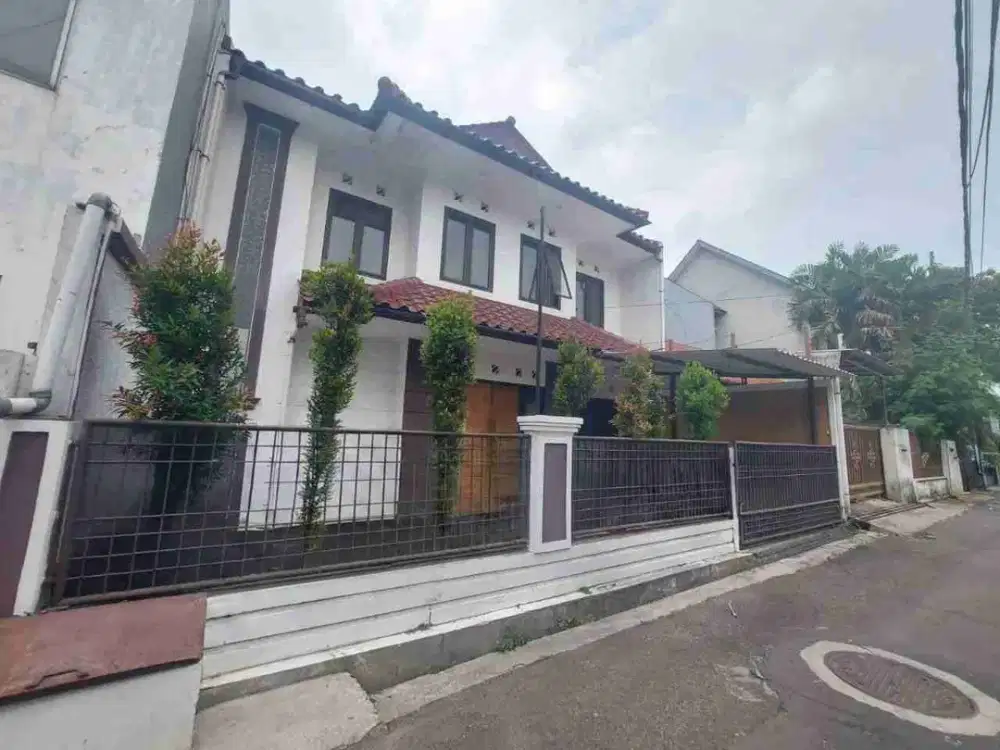 Rumah Strategis di Turangga Kota Bandung dkt tol Buah Batu