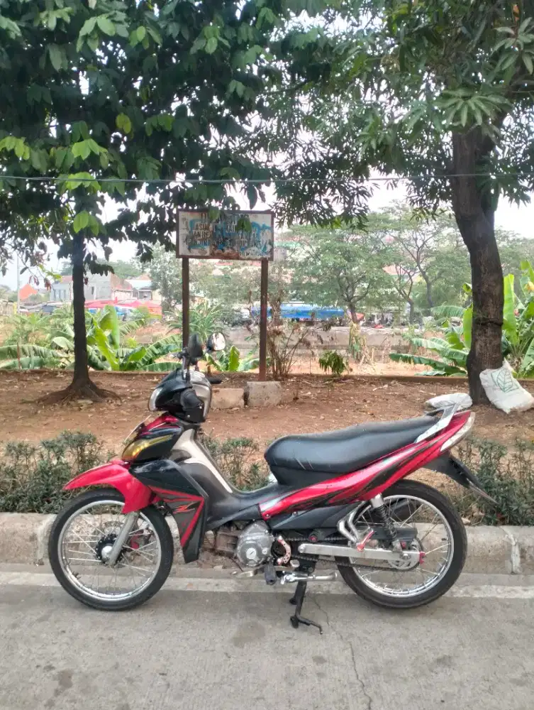 YAMAHA JUPITER Z 2010 MOTOR SEHAT TINGGAL PAKAI LANGSUNG