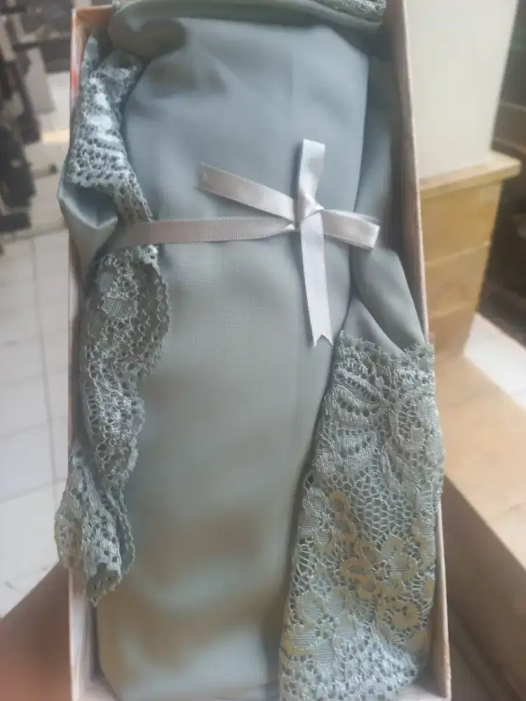 Mukena sutra premium renda sage green