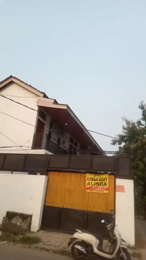RUMAH KOST BAGUS BOLEH NAWAR DEKAT JALAN TOL