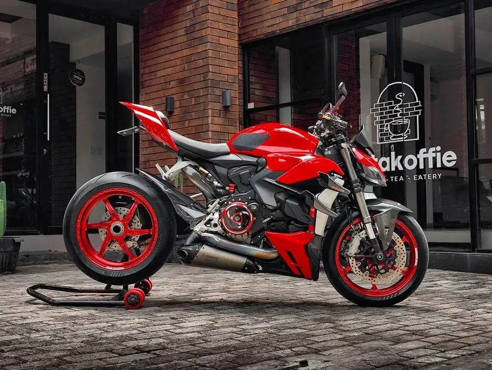 Ducati Streetfighter V2 tahun 2023 Full Hedon Low Odo Mulus
