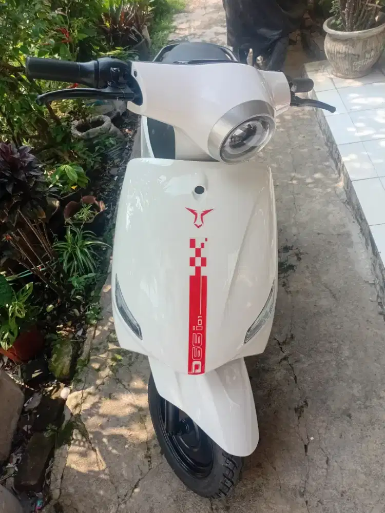 Sepeda listrik uwinfly d66i mulus