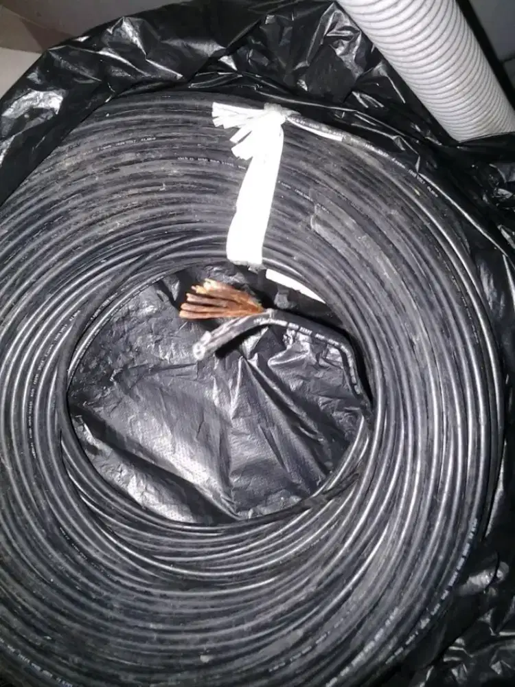 Kabel sumi indo 1Cx4mm kabel serabut 100M