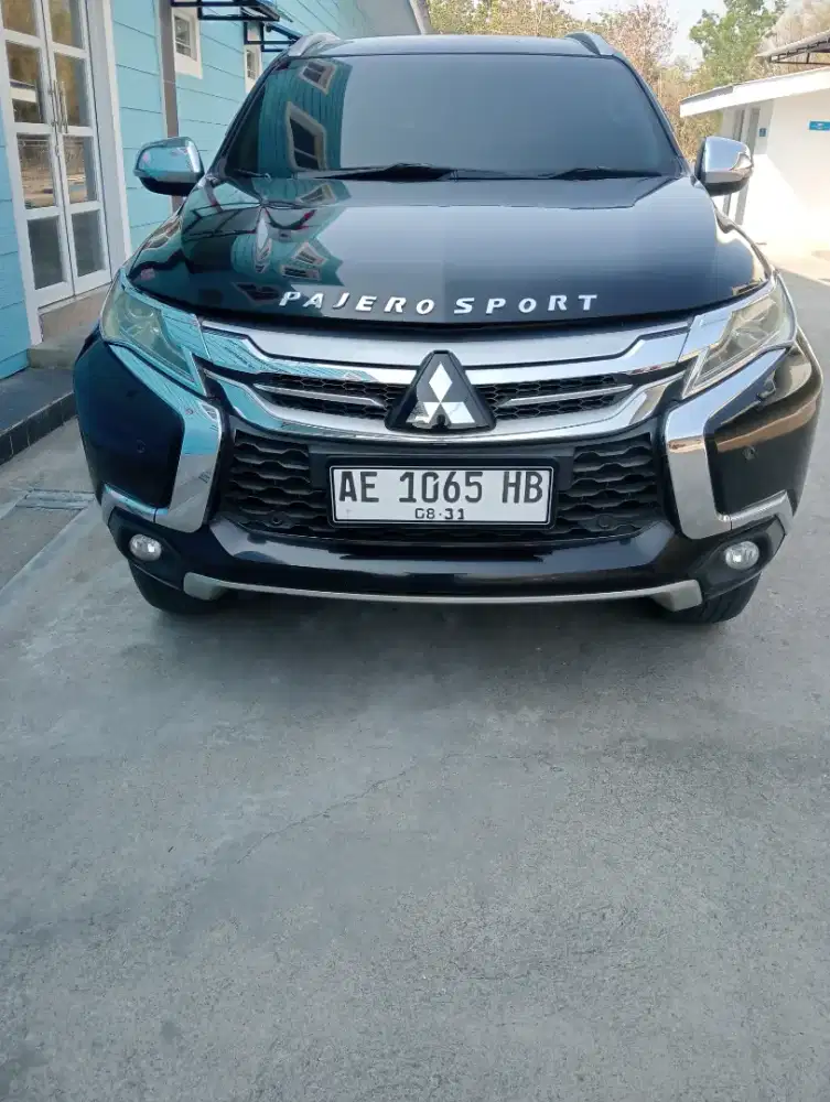DIJUAL PAJERO SPORT DAKAR   ULTIMATE OUTOMATIC DISEL HITAM TH. 2017.