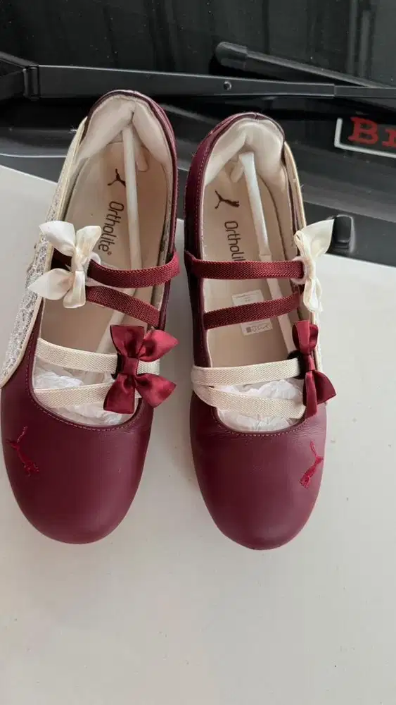 prelove sepatu puma balet lace maroon dan beige sz 40