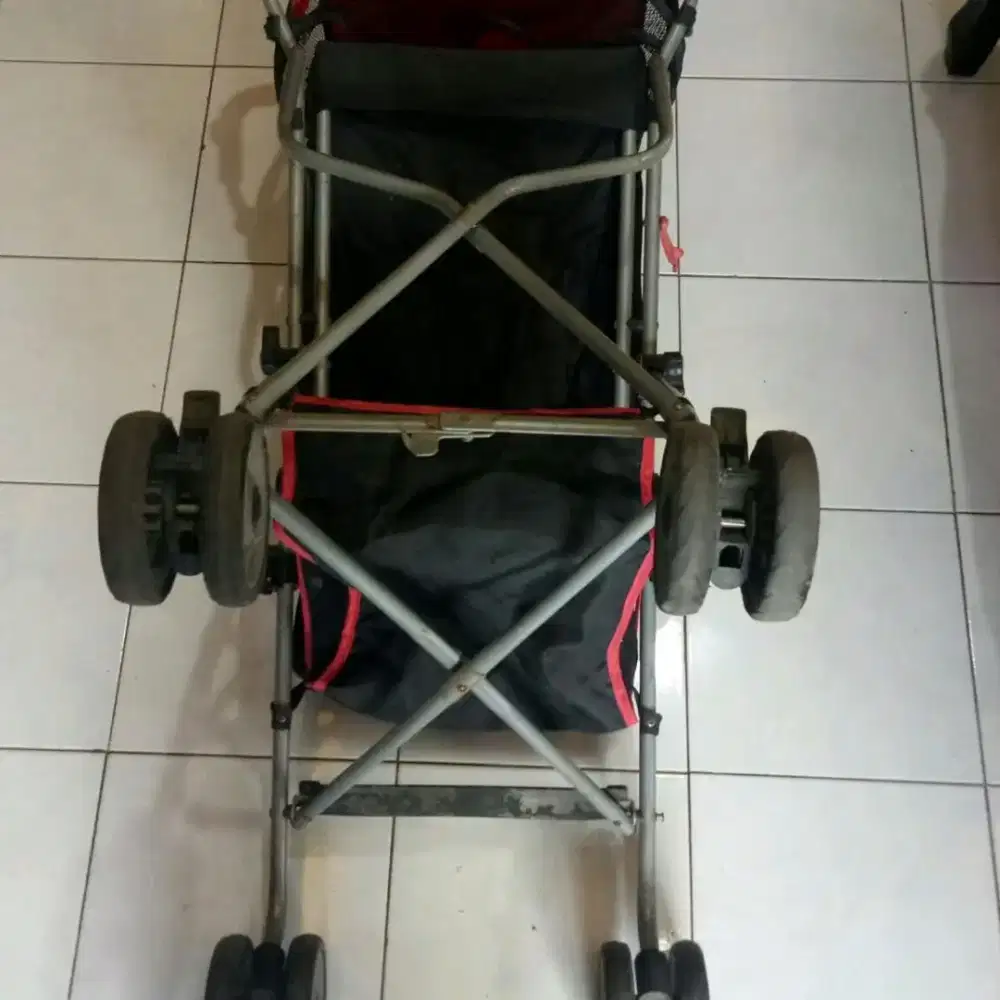 Stroller bayi merk ternama pliko second bermanfaat