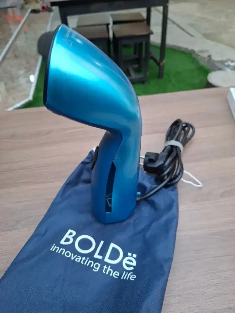 Bolde setrika uap