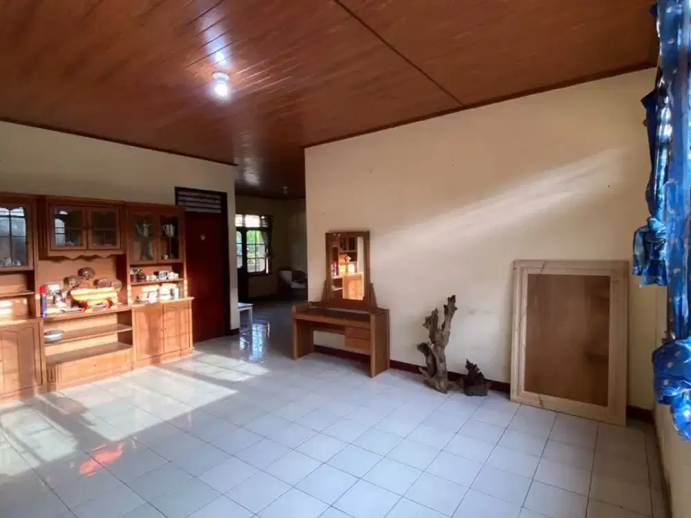 DIJUAL RUMAH 11 KAMAR – AKASIA, DENPASAR TIMUR
