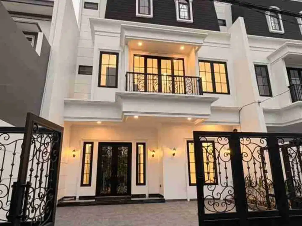 DIJUAL RUMAH CANTIK DI PONDOK BAMBU JAKARTA TIMUR