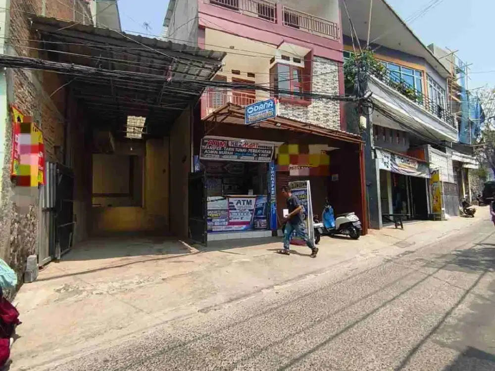 rumah luas120/100 harga 550jt di jalan utama cocok untuk usaha di ujung berung Bandung