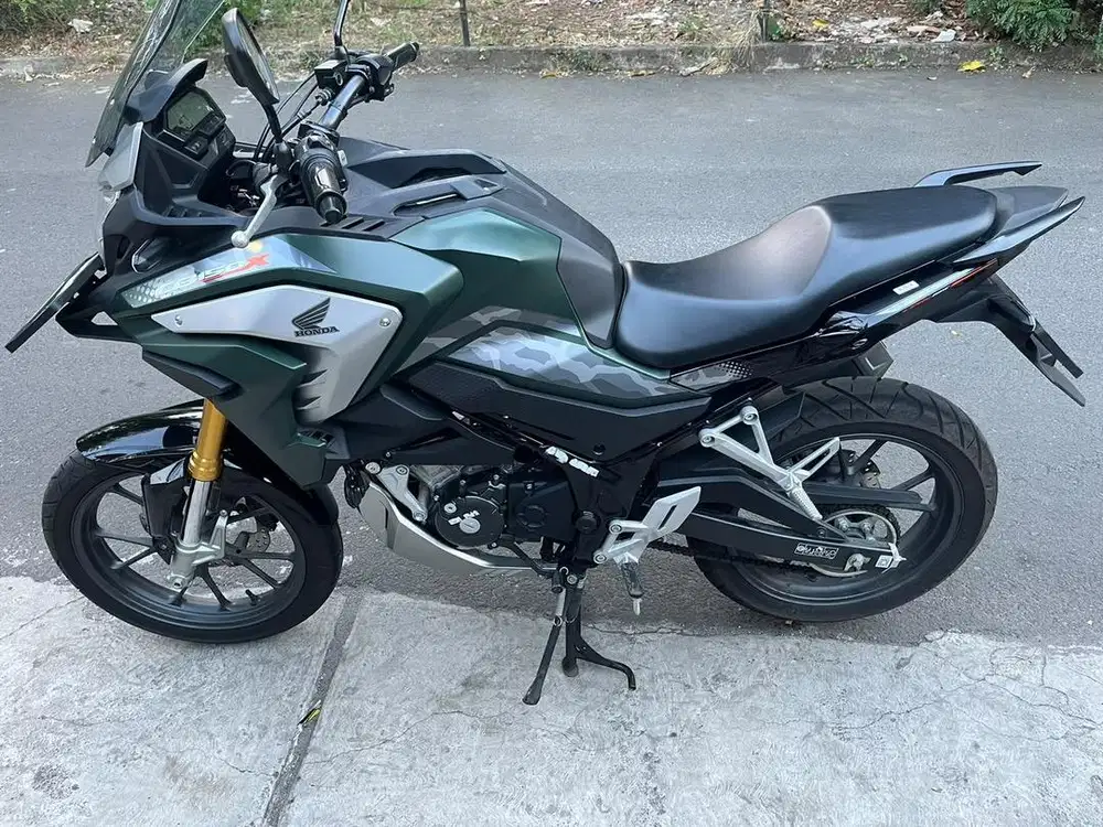 HONDA CB150X 2025