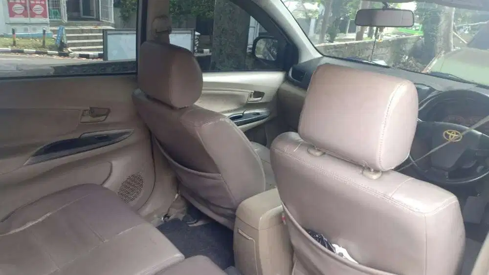 Toyota Avanza 2013 Bensin
