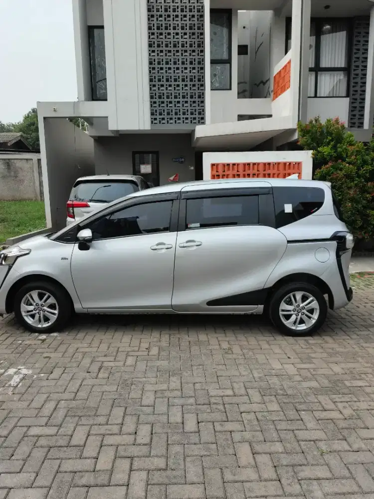 Sienta G CVT 2017 Mulus Terawat Siap Pakai
