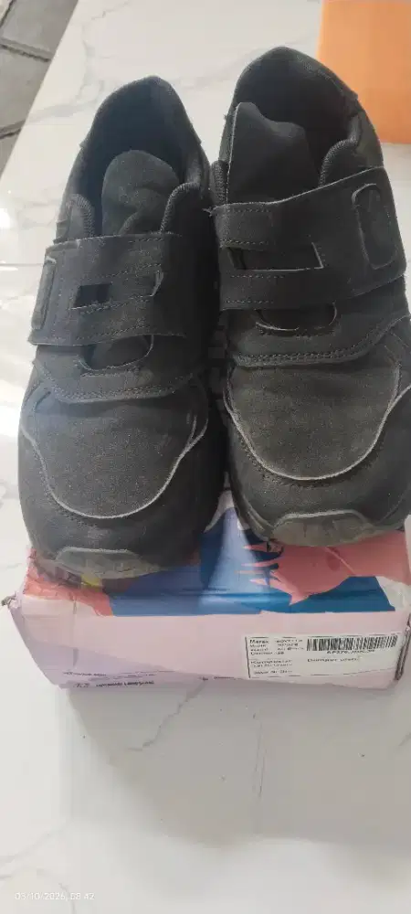 Sepatu Fullblack Sovella