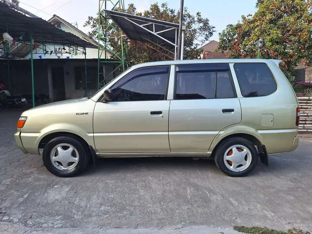 Toyota Kijang 1998 Bensin