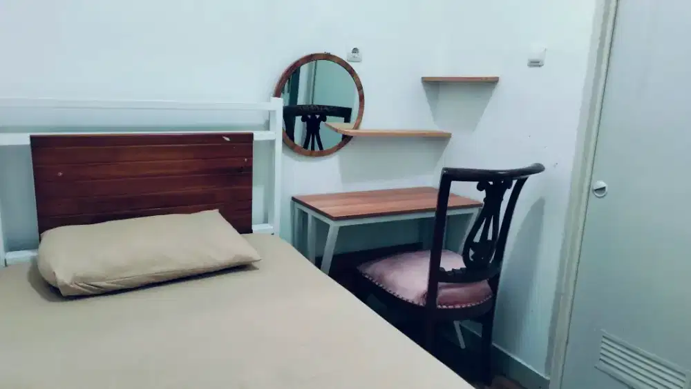 Kost Karyawati Includ Listrik Blkg Kalbis Kayu Putih dan Kelapa Gading