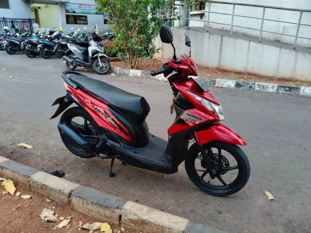 Honda Beat 110cc PGM-FI Tahun 2013